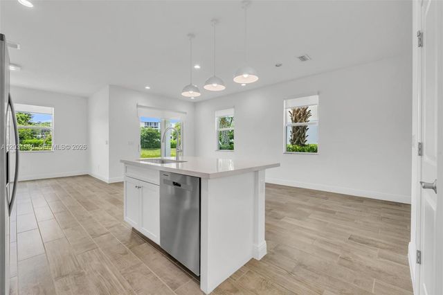 581 Sanderling Circle 581, Deerfield Beach, FL 33442