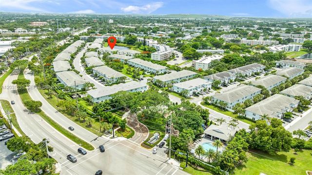 581 Sanderling Circle 581, Deerfield Beach, FL 33442