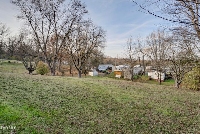 195 Lynn Lane, Johnson City, TN 37604