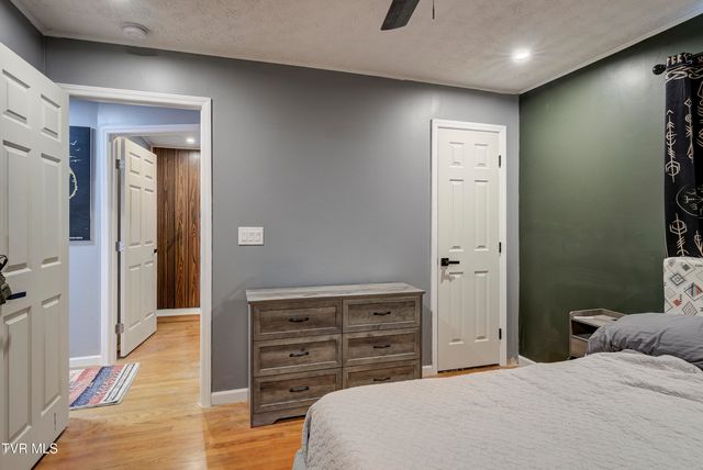 195 Lynn Lane, Johnson City, TN 37604