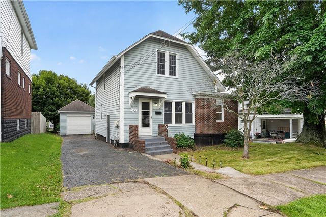 3923 Davis Ave, Munhall, PA 15120