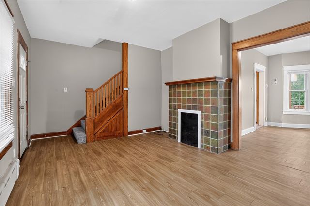 3923 Davis Ave, Munhall, PA 15120