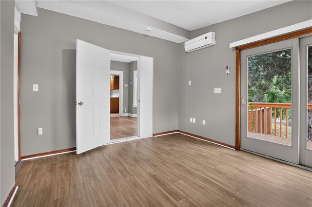3923 Davis Ave, Munhall, PA 15120