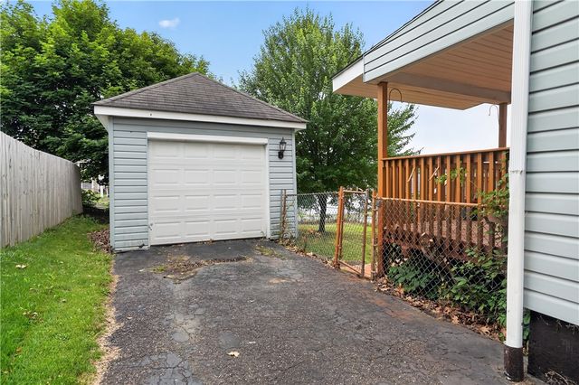 3923 Davis Ave, Munhall, PA 15120