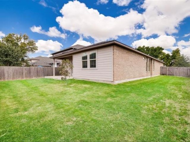 185 Camden CV, Buda, TX 78610