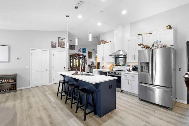 3039 ETTA CIRCLE, Deltona, FL 32738