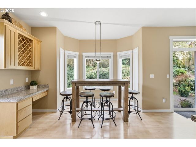 15233 Sw TURNAGAIN Dr, Portland, OR 97224