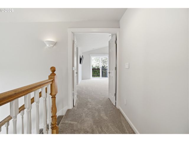 15233 Sw TURNAGAIN Dr, Portland, OR 97224