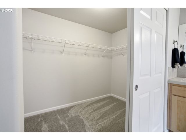 15233 Sw TURNAGAIN Dr, Portland, OR 97224