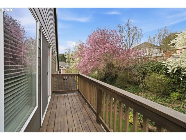 15233 Sw TURNAGAIN Dr, Portland, OR 97224