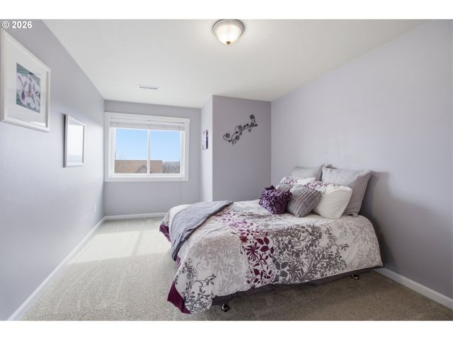 15233 Sw TURNAGAIN Dr, Portland, OR 97224