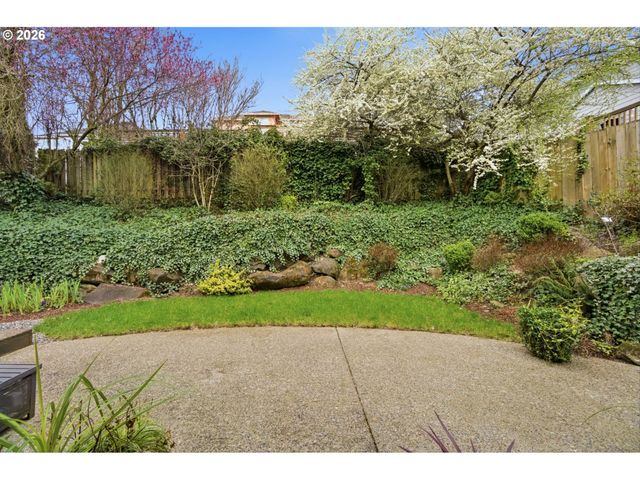 15233 Sw TURNAGAIN Dr, Portland, OR 97224