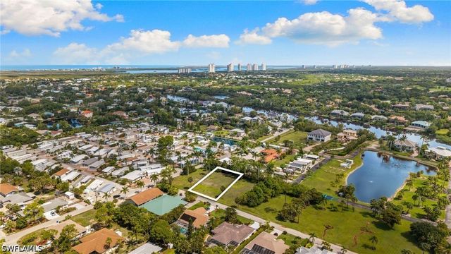 3116 Pine Tree DR, Bonita Springs, FL 34134