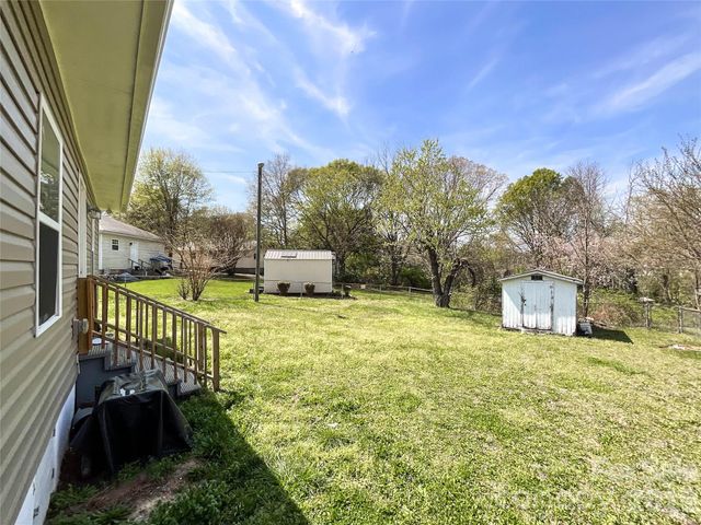 216 Winget Circle, Gastonia, NC 28054