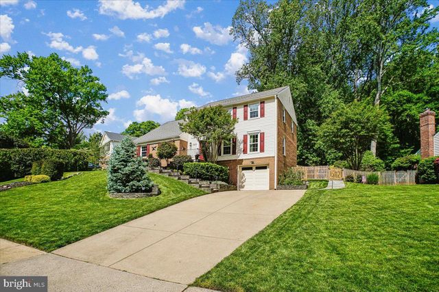 8207 TOLL HOUSE RD, Annandale, VA 22003