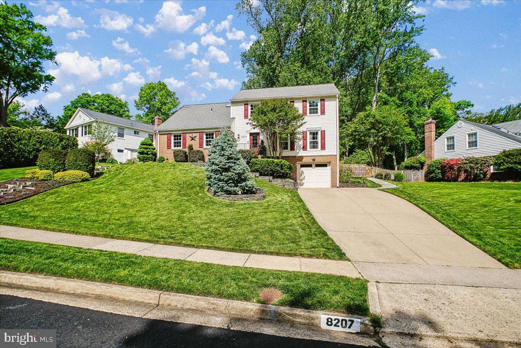 8207 TOLL HOUSE RD, Annandale, VA 22003