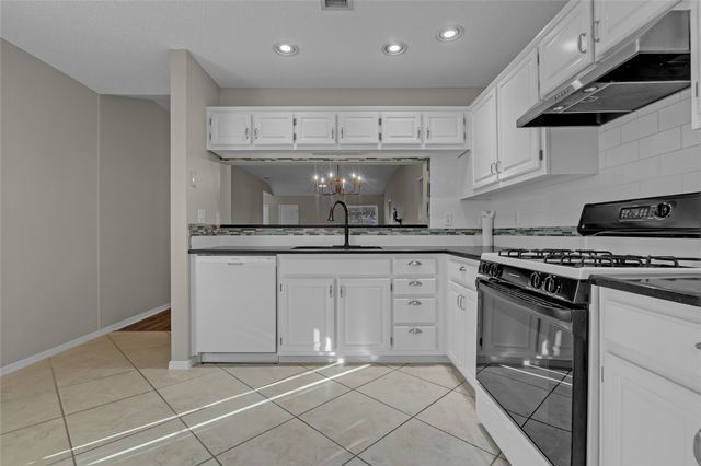 8321 S 84th East Avenue, Tulsa, OK 74133