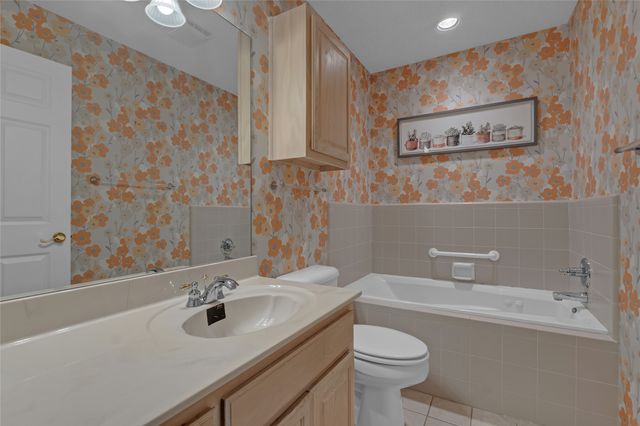 8321 S 84th East Avenue, Tulsa, OK 74133