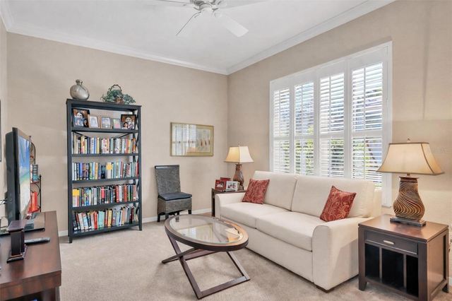 8172 COLLINGWOOD COURT, University Park, FL 34201