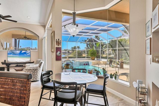 8172 COLLINGWOOD COURT, University Park, FL 34201