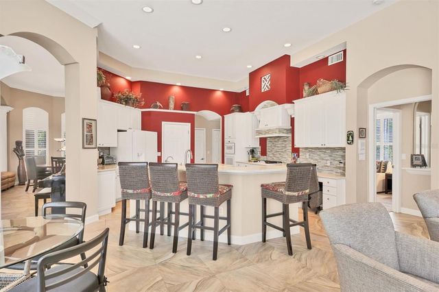 8172 COLLINGWOOD COURT, University Park, FL 34201