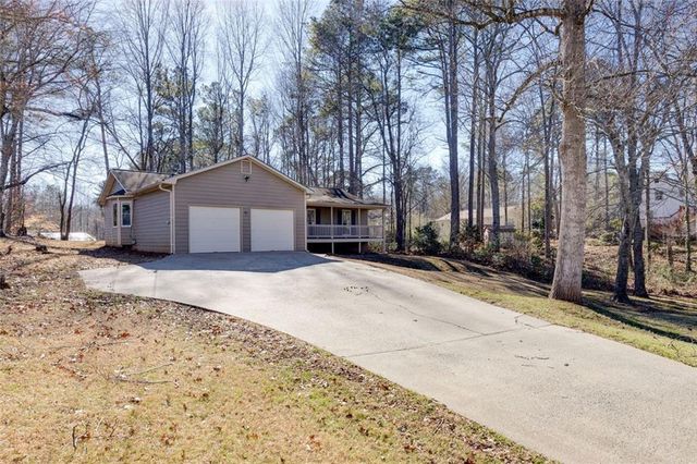 56 Park E Avenue, Dallas, GA 30157