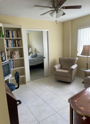 6698 10th Avenue N 427, Lake Worth, FL 33467