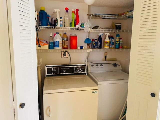 6698 10th Avenue N 427, Lake Worth, FL 33467