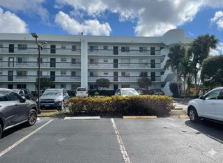 6698 10th Avenue N 427, Lake Worth, FL 33467