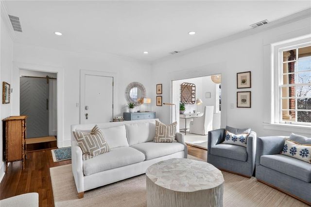 1 S Prado NE 9, Atlanta, GA 30309