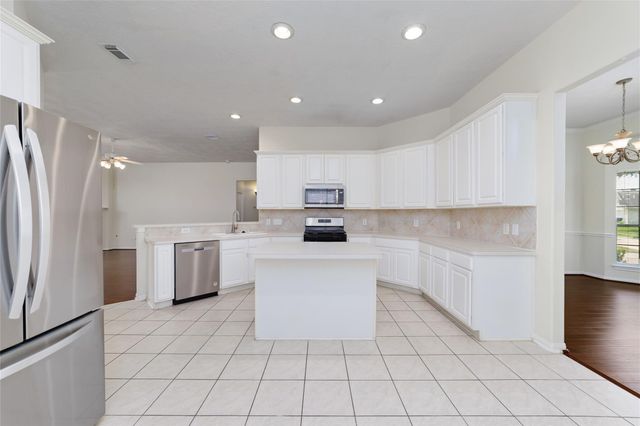 10603 White Bridge Lane, Sugar Land, TX 77498