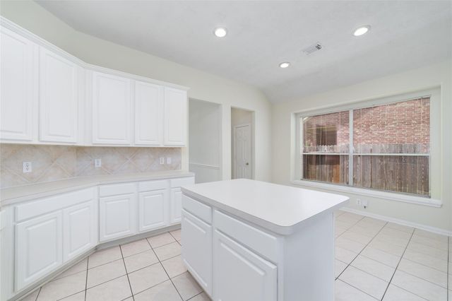 10603 White Bridge Lane, Sugar Land, TX 77498