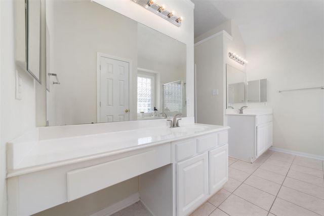 10603 White Bridge Lane, Sugar Land, TX 77498