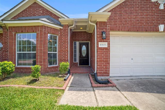 10603 White Bridge Lane, Sugar Land, TX 77498