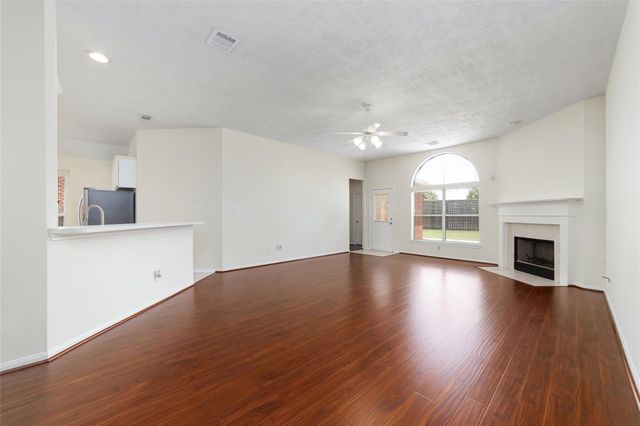 10603 White Bridge Lane, Sugar Land, TX 77498