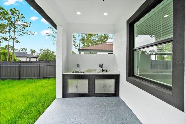 1047 MERRY STREET E, Lehigh Acres, FL 33974