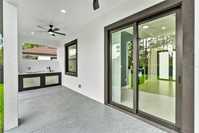 1047 MERRY STREET E, Lehigh Acres, FL 33974