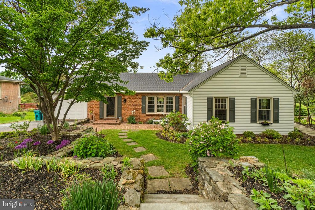 22 FITZHUGH AVE, Westminster, MD 21157