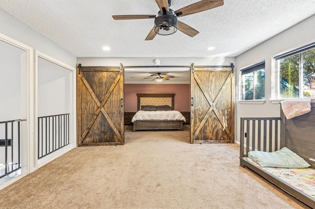 1202 Green Briar Drive, Huntsville, TX 77340