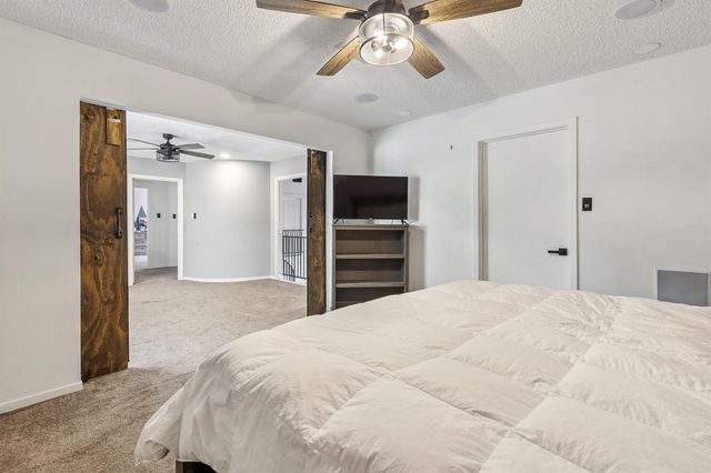 1202 Green Briar Drive, Huntsville, TX 77340