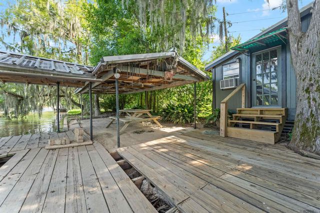 20269 La Hwy 22, Maurepas, LA 70449