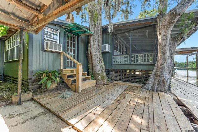 20269 La Hwy 22, Maurepas, LA 70449