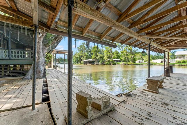 20269 La Hwy 22, Maurepas, LA 70449