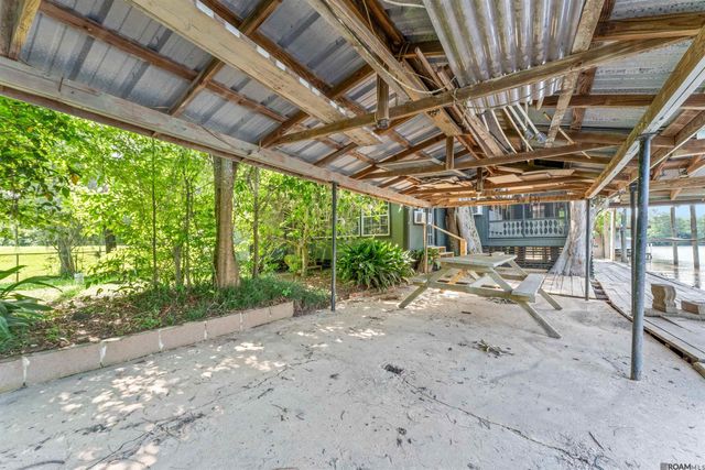 20269 La Hwy 22, Maurepas, LA 70449