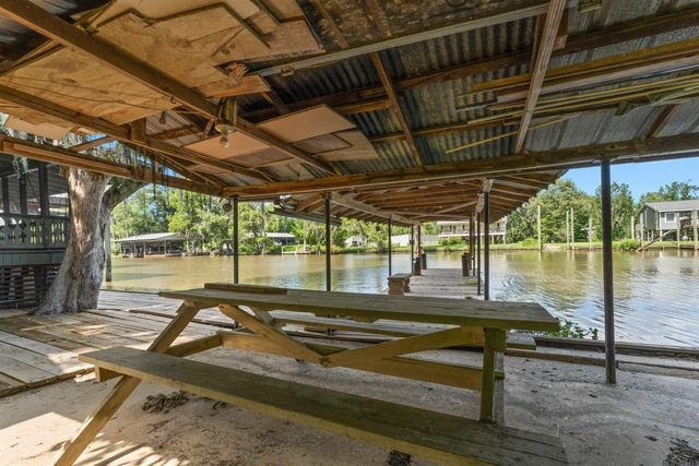 20269 La Hwy 22, Maurepas, LA 70449