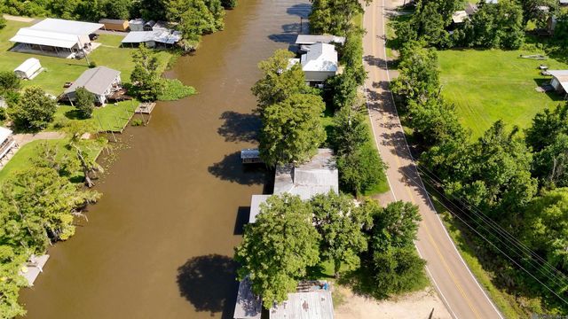 20269 La Hwy 22, Maurepas, LA 70449
