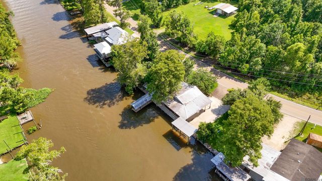 20269 La Hwy 22, Maurepas, LA 70449