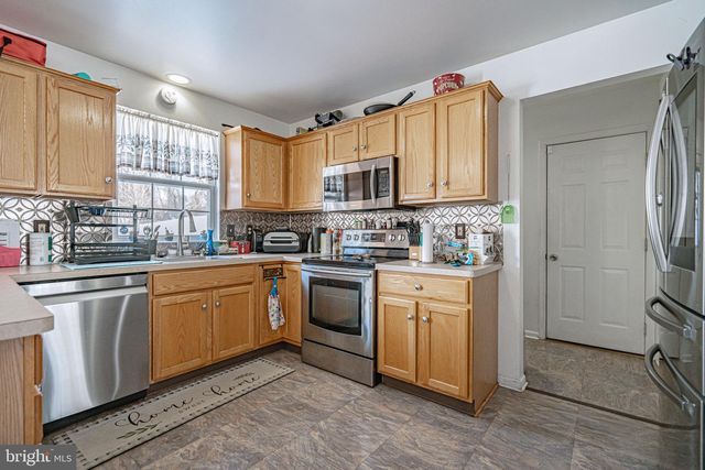 35 RIDGEVIEW DR, Lehighton, PA 18235