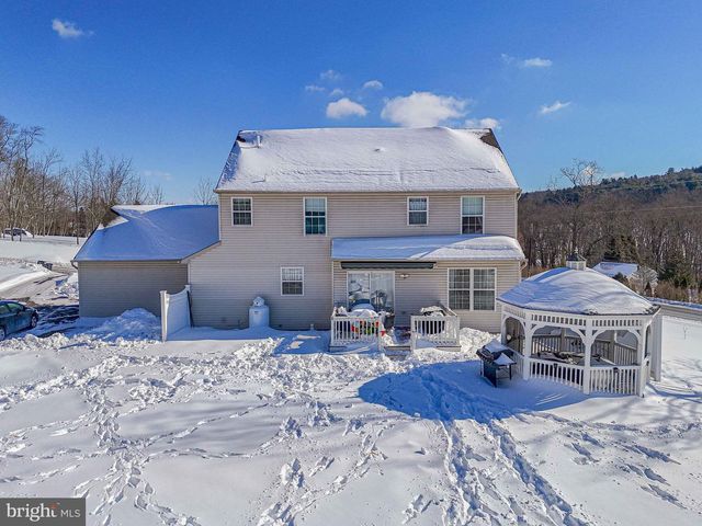 35 RIDGEVIEW DR, Lehighton, PA 18235