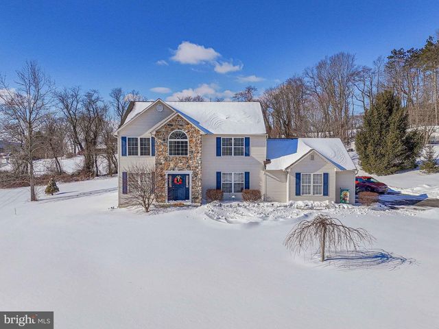 35 RIDGEVIEW DR, Lehighton, PA 18235